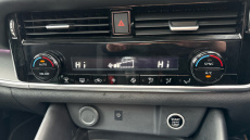 Nissan Qashqai 1.3 DiG-T MH N-Connecta 5dr Petrol Hatchback